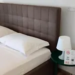 Tourism E Business Superior Rooms